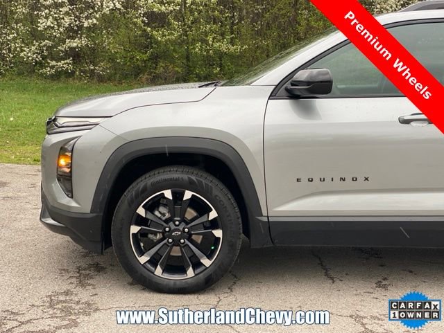 Certified 2025 Chevrolet Equinox RS image 10