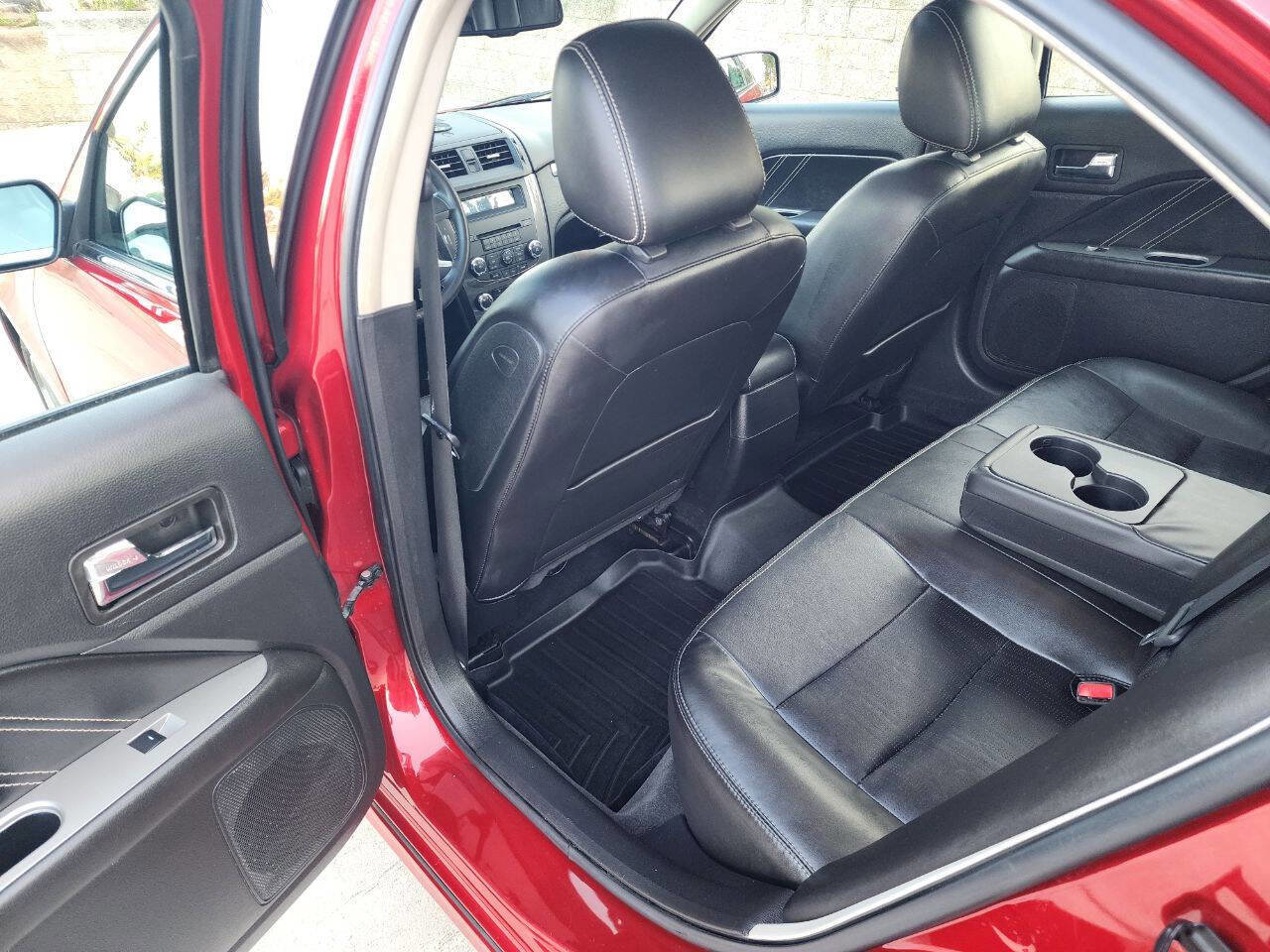 Used 2010 Ford Fusion Sport FWD image 23