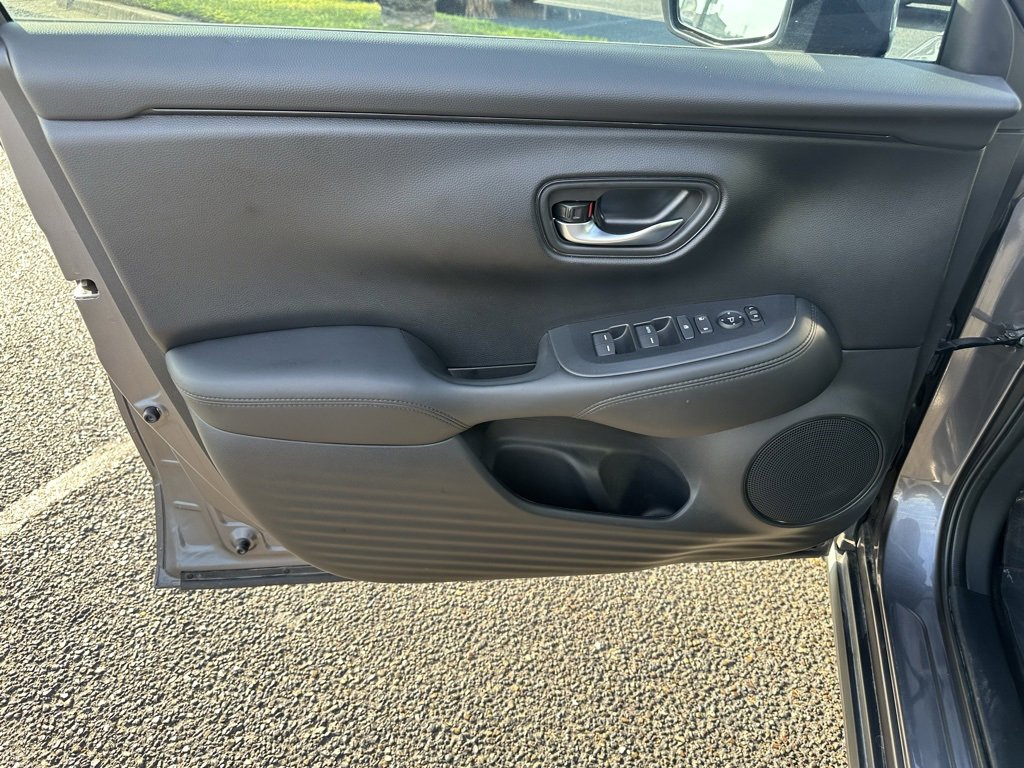 Used 2026 Honda HR-V LX image 10