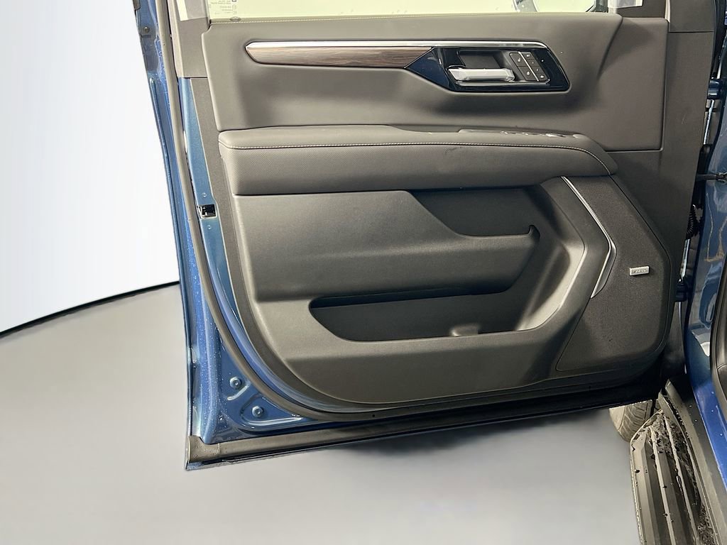 New 2026 Chevrolet Tahoe Premier image 18