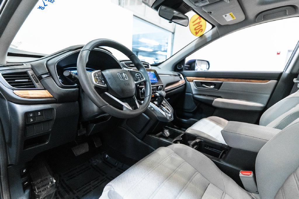 Used 2017 Honda CR-V EX image 4