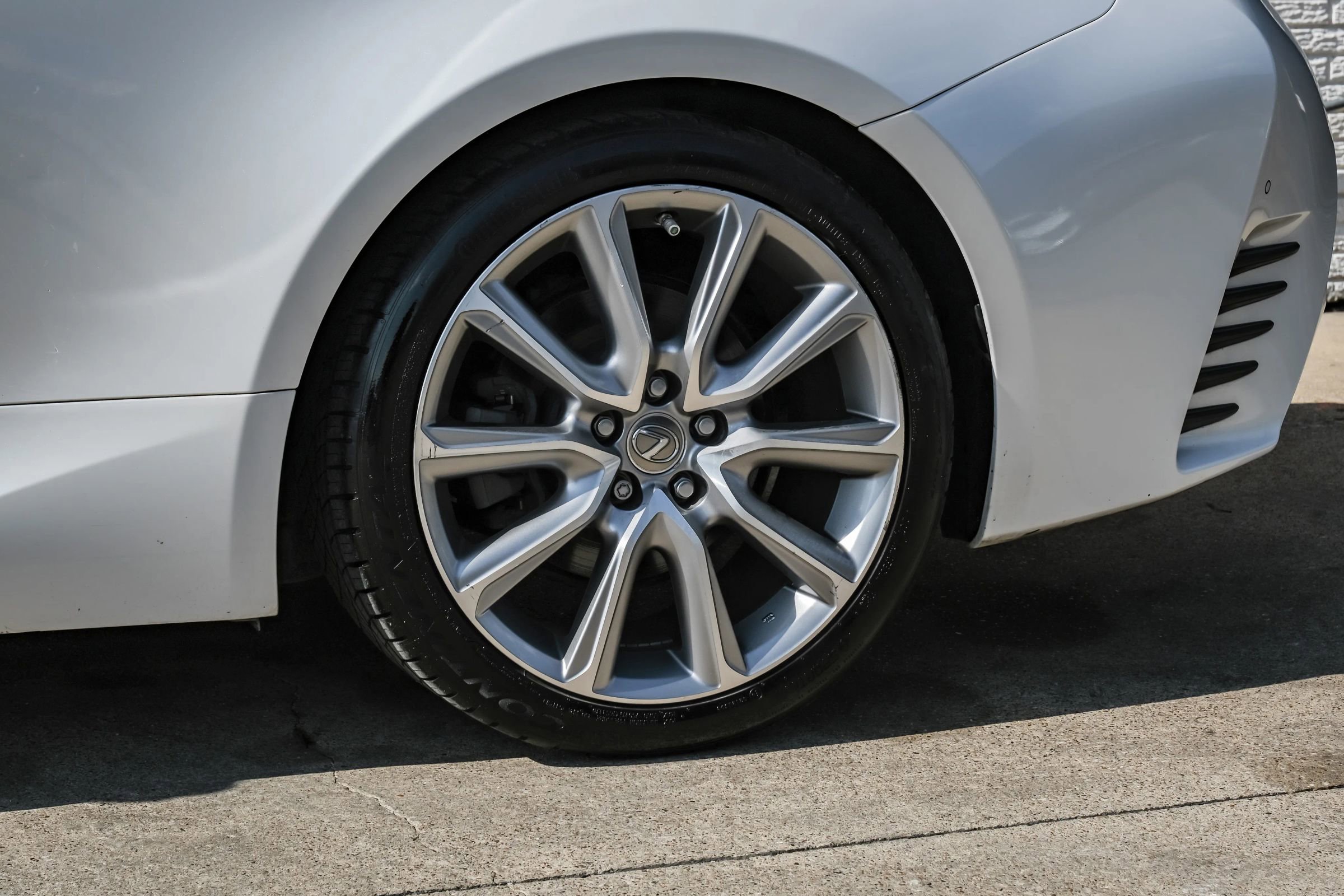 Used 2016 Lexus RC 350 w/ Luxury Package RWD image 47