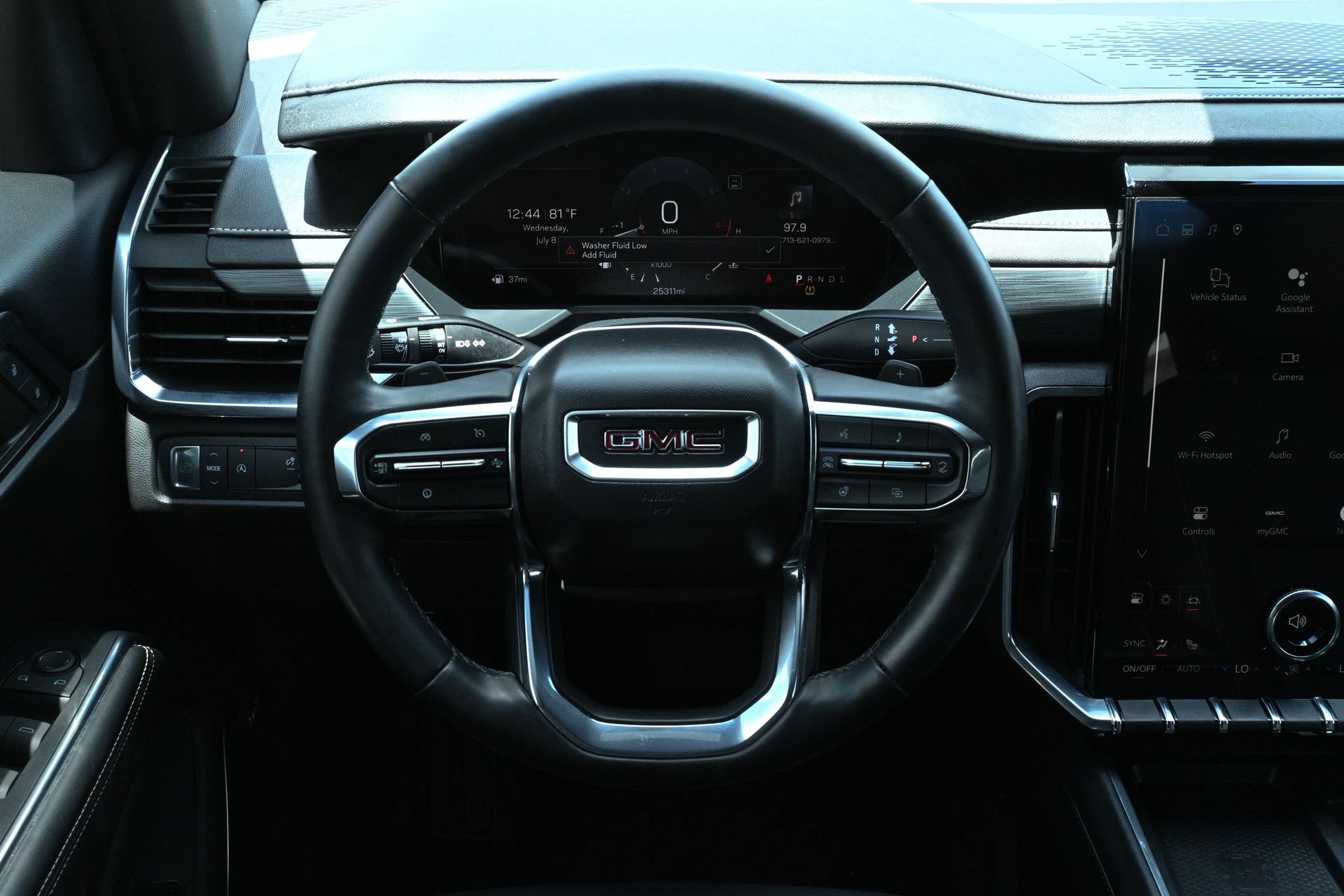 Used 2024 GMC Acadia Elevation w/ LPO, Floor Liner Package FWD image 11