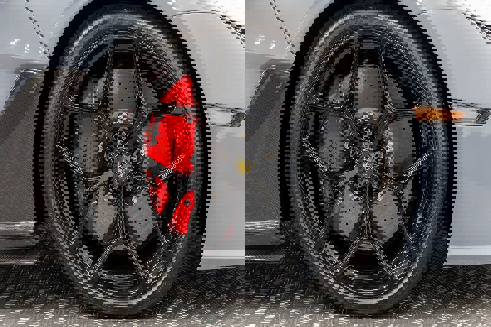 Used 2024 Lamborghini Revuelto image 43