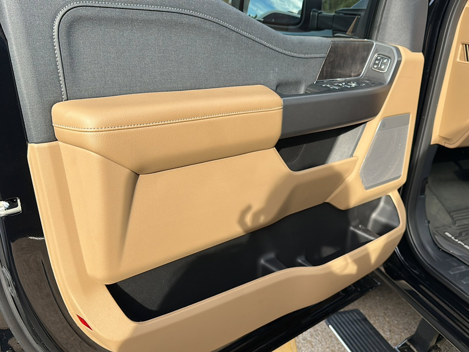 Used 2026 Ford F250 Lariat image 17