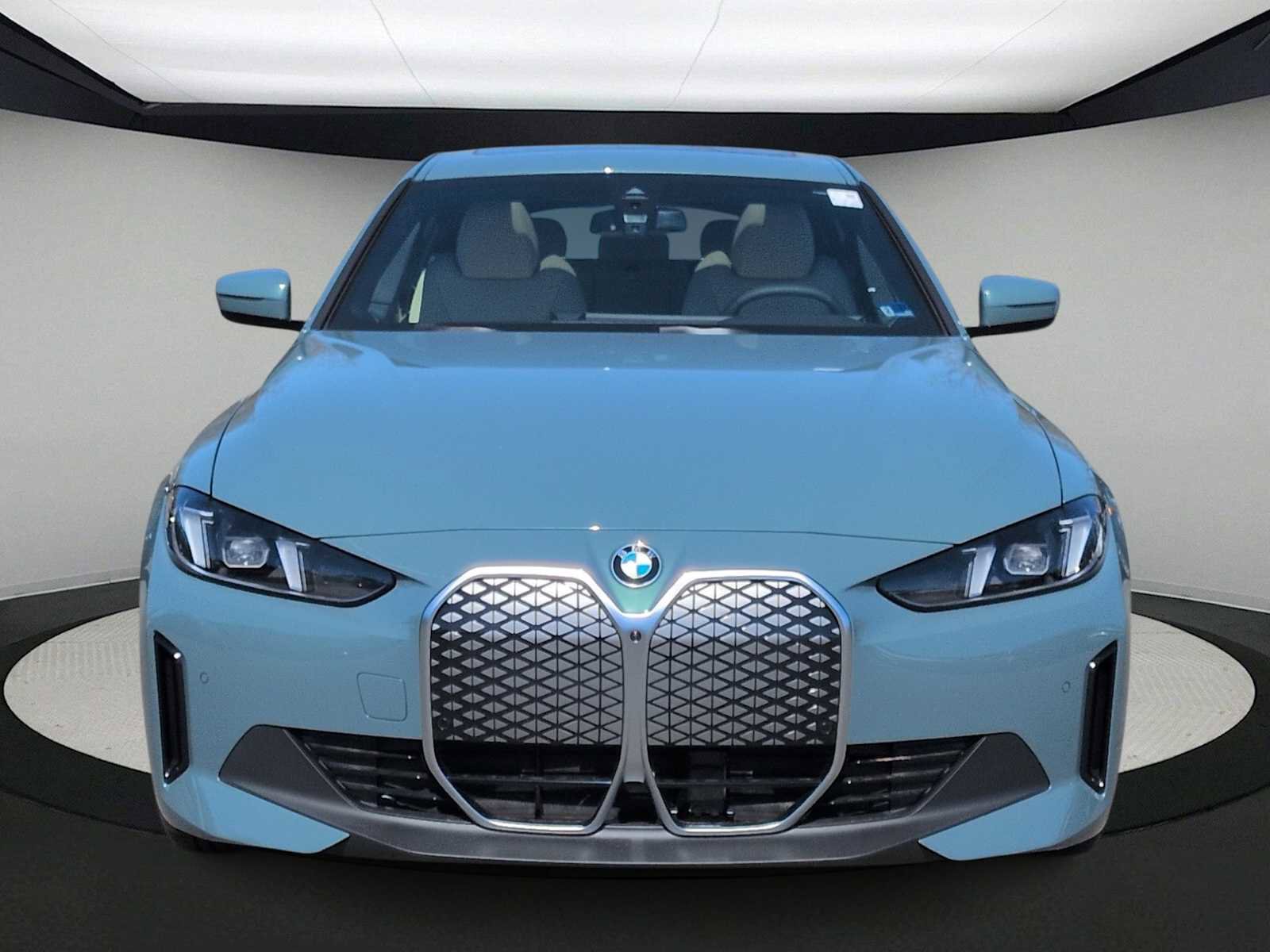 New 2026 BMW i4 xDrive40i w/ Premium Package image 3