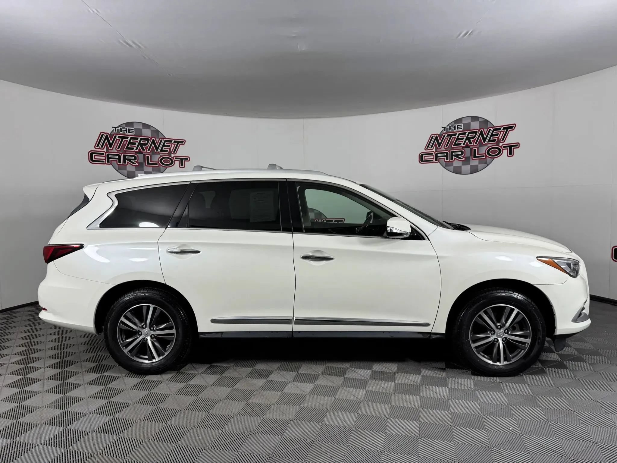 Used 2019 INFINITI QX60 Luxe AWD/4WD image 8