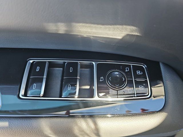 New 2026 Cadillac Escalade IQL Sport 1 w/ LPO, ONYX Package image 28