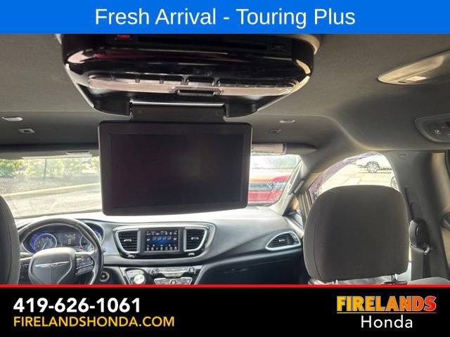 Used 2019 Chrysler Pacifica Touring Plus w/ S Appearance Package FWD image 14