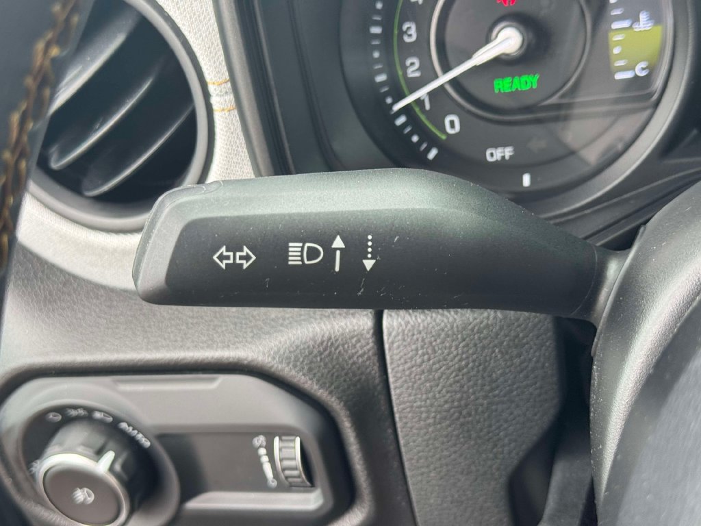 Used 2024 Jeep Wrangler Unlimited w/ Convenience Group AWD/4WD image 21