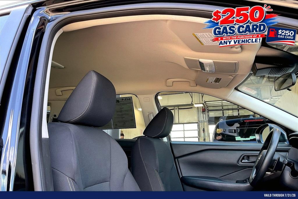 Used 2024 Nissan Rogue S FWD image 21
