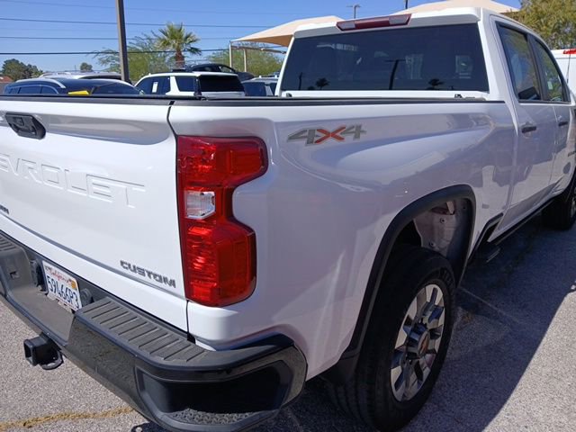 Used 2022 Chevrolet Silverado 2500 Custom w/ Custom Convenience Package AWD/4WD image 8