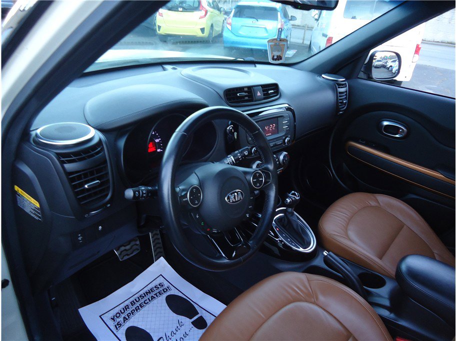 Used 2016 Kia Soul ! w/ Umber Package 1 image 25