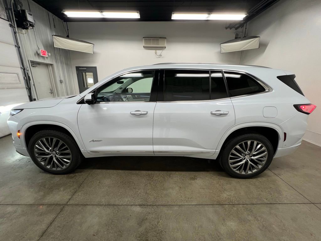 New 2026 Buick Enclave Avenir w/ Super Cruise Package image 6