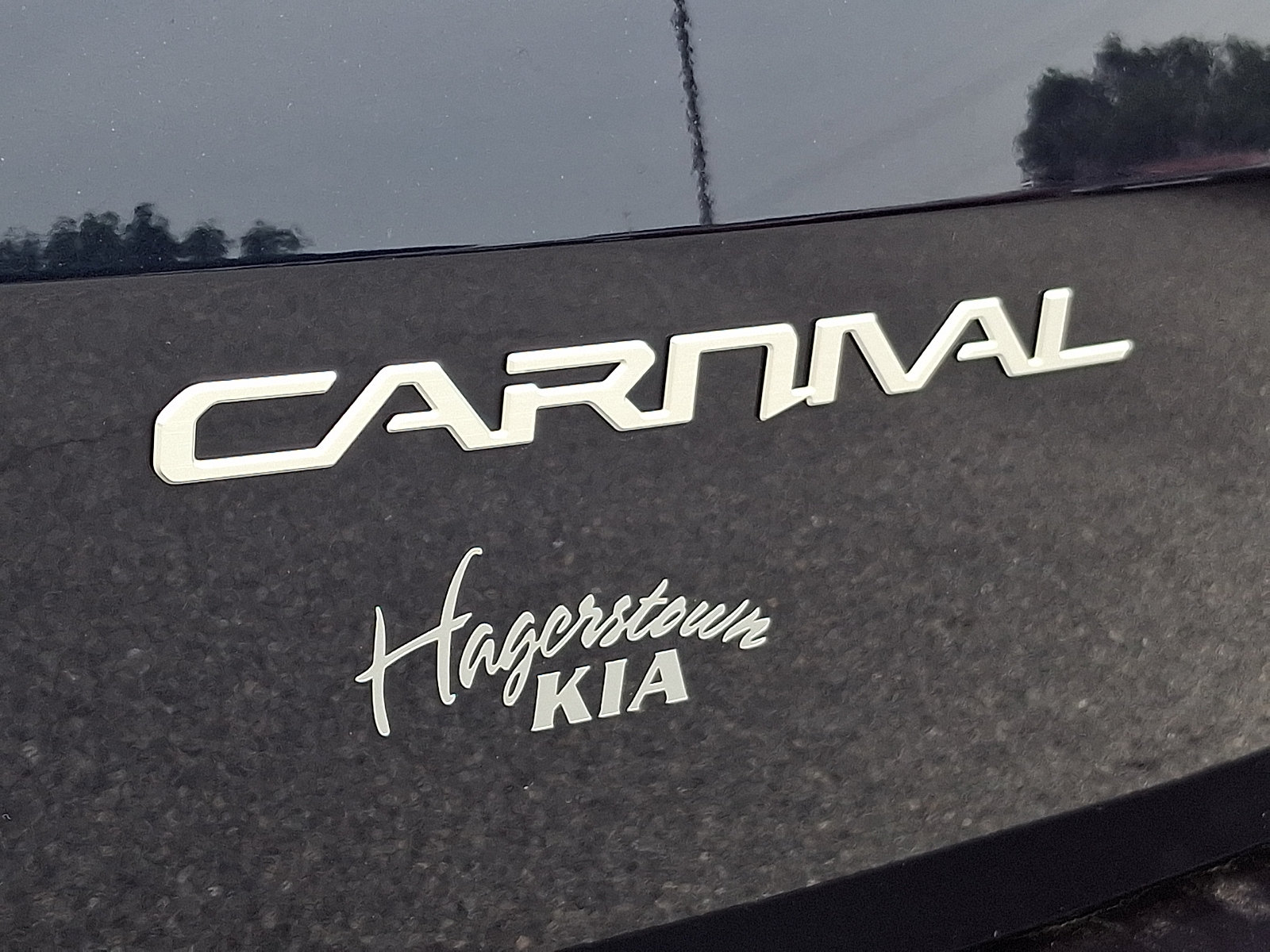 Used 2023 Kia Carnival LX FWD image 31