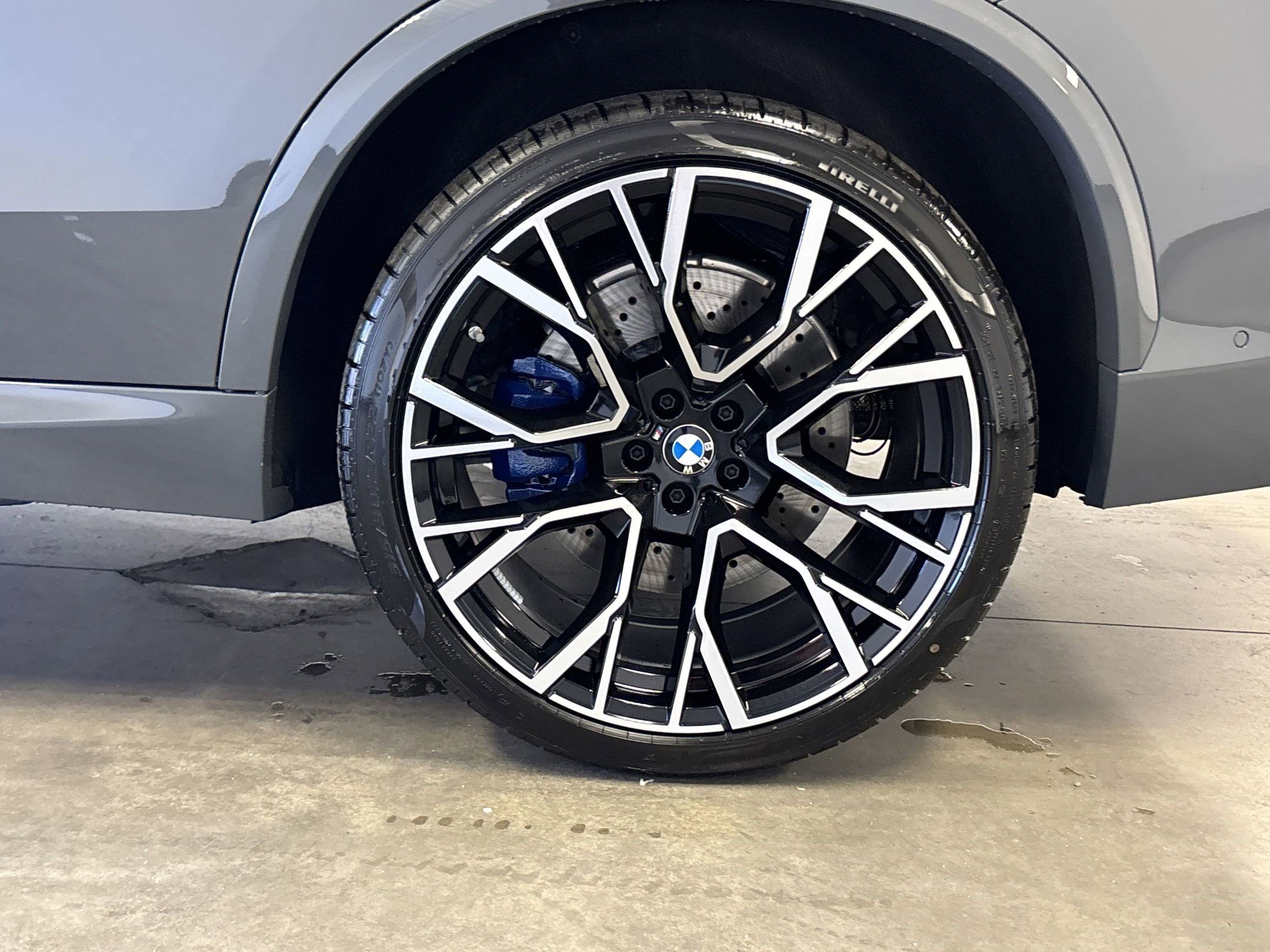 New 2026 BMW X5 M Competition w/ Executive Package image 21