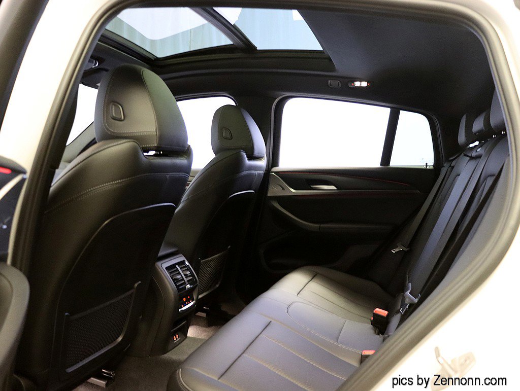 Certified 2024 BMW X4 xDrive30i image 13