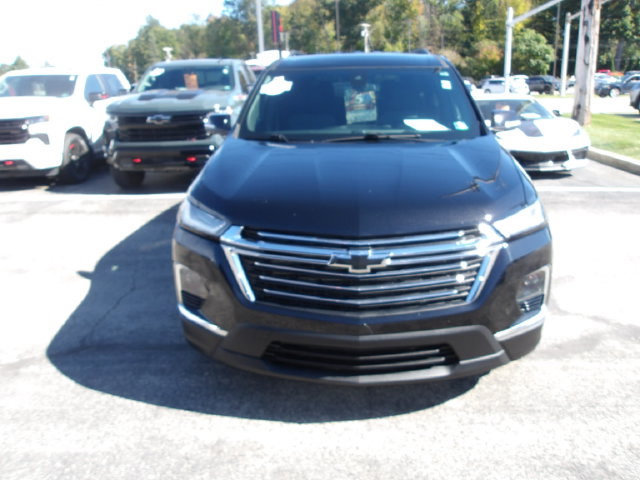 Used 2023 Chevrolet Traverse LT AWD/4WD image 2