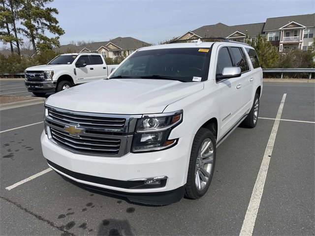 Used 2020 Chevrolet Suburban Premier w/ Premier Plus Edition image 3