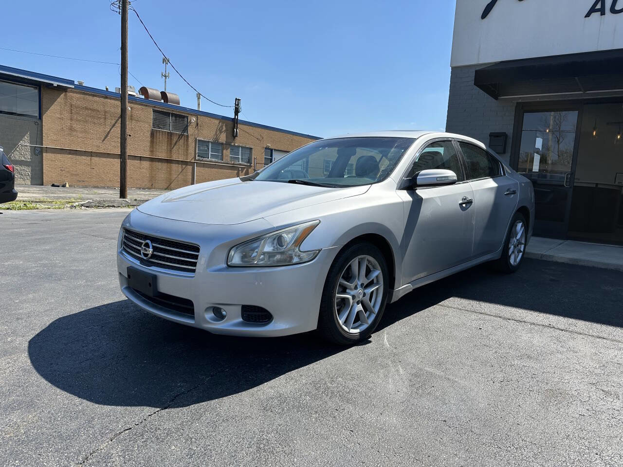 Used 2011 Nissan Maxima 3.5 SV w/ Cold Pkg image 2