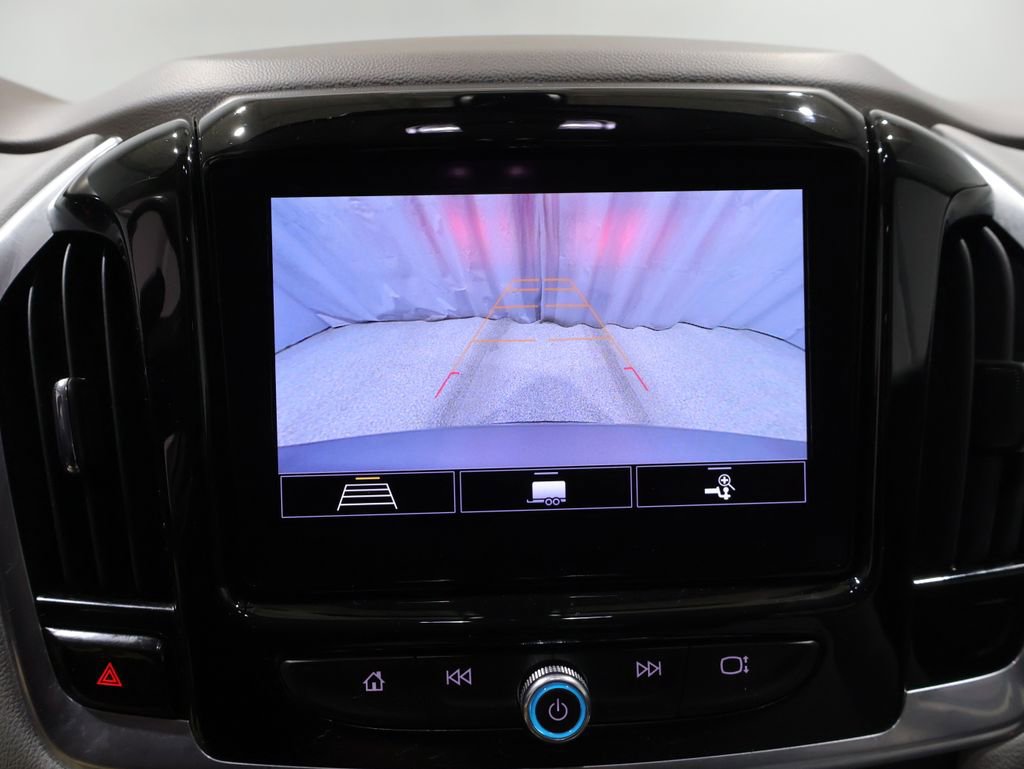 Used 2020 Chevrolet Traverse LT image 27