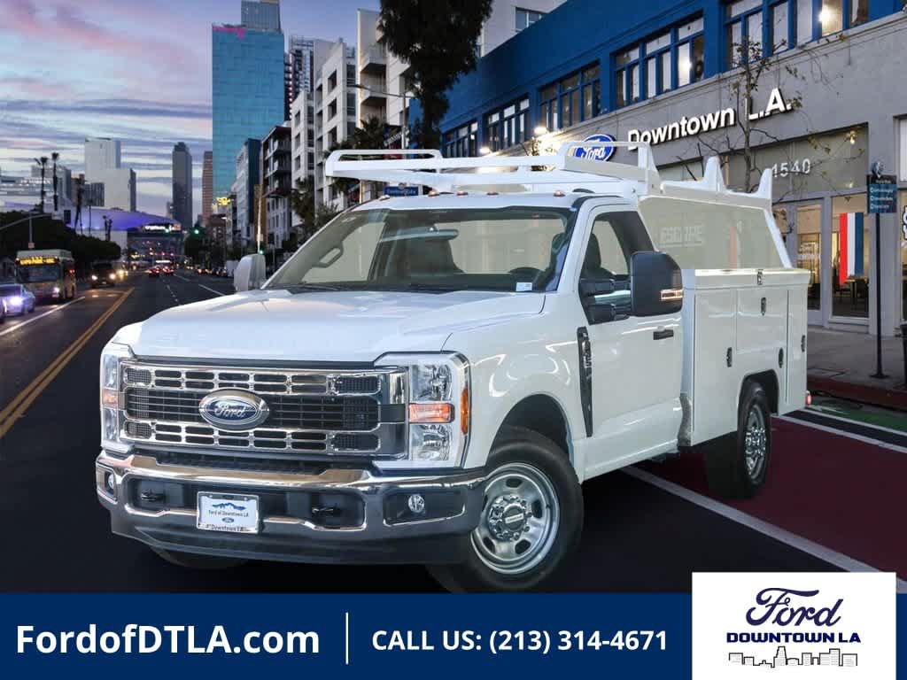 New 2026 Ford F350 XL w/ XL Chrome Package