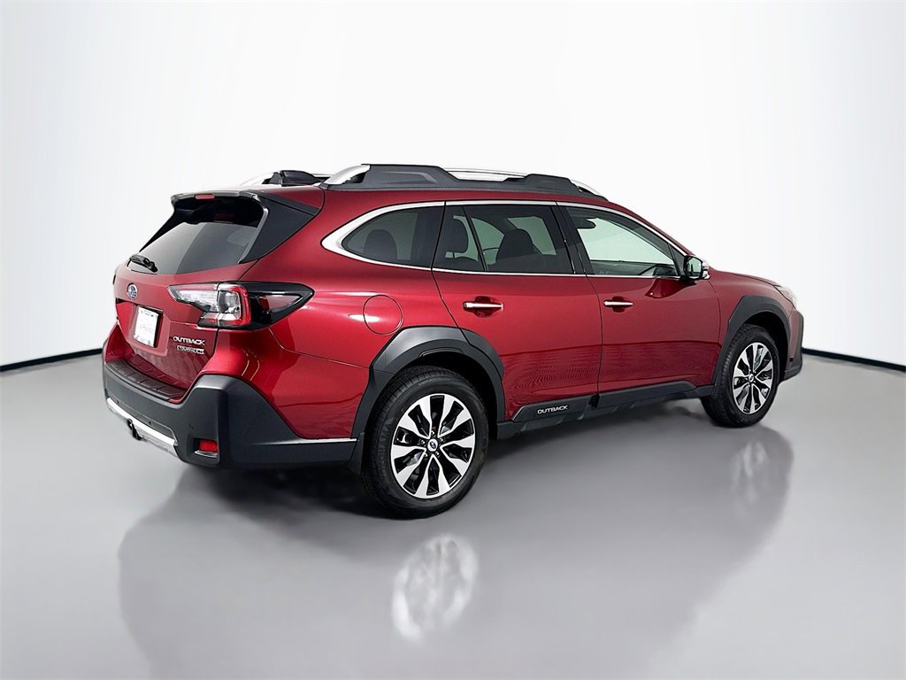 Used 2025 Subaru Outback Touring XT image 9