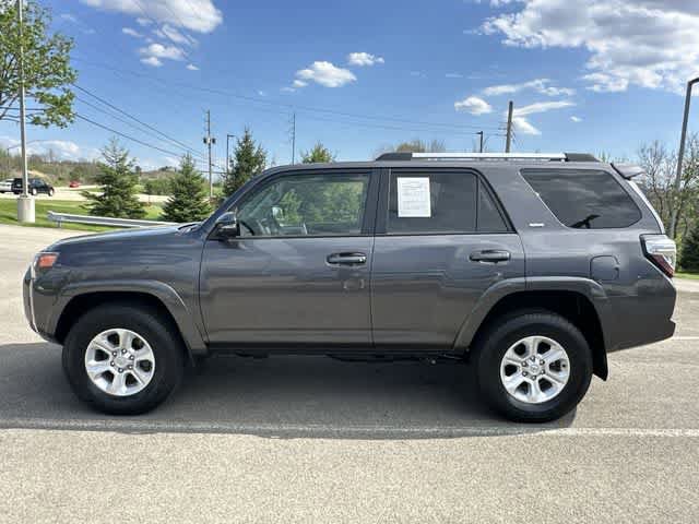 Used 2023 Toyota 4Runner SR5 Premium w/ Moonroof Package AWD/4WD image 2
