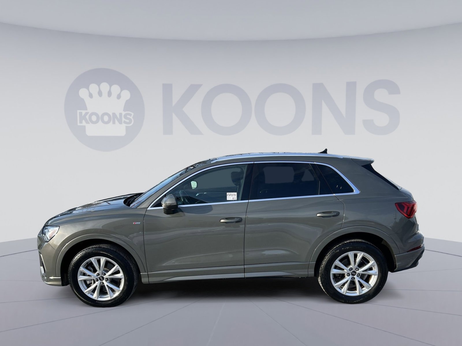 Used 2022 Audi Q3 2.0T Premium Plus image 2