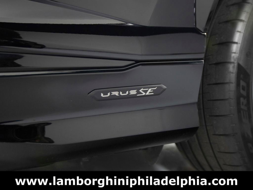Used 2025 Lamborghini Urus S AWD/4WD image 44