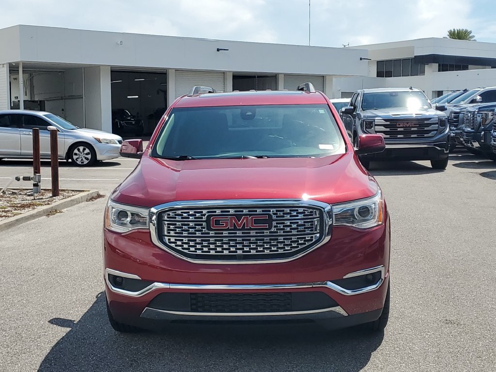 Certified 2019 GMC Acadia Denali w/ Technology Package FWD image 2