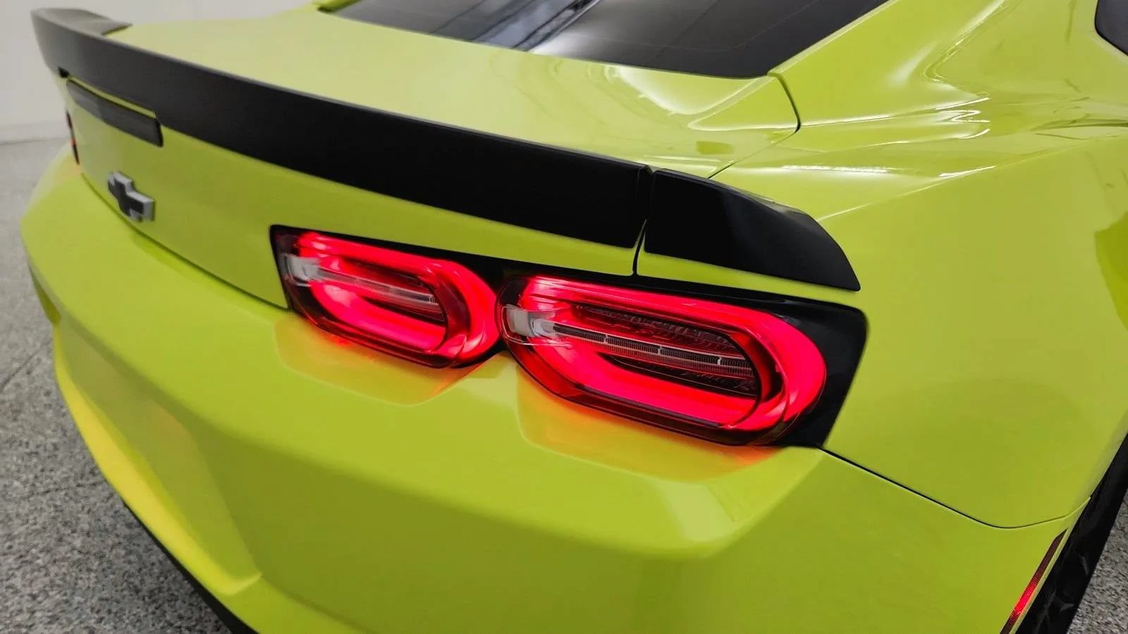 Used 2019 Chevrolet Camaro LT w/ 1LE Track Performance Package RWD image 33