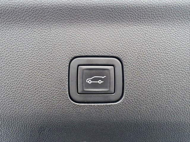 Used 2024 GMC Yukon Denali Ultimate image 39