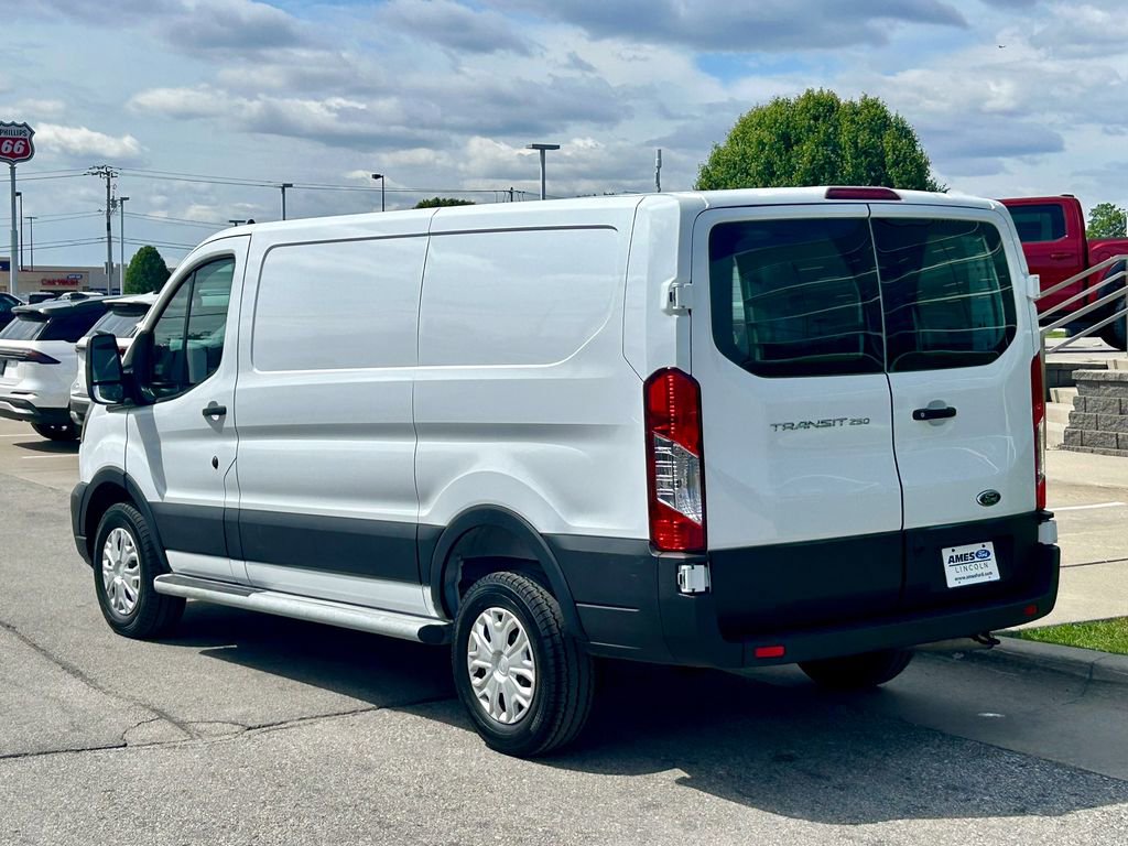Used 2025 Ford Transit 250 Low Roof w/ Exterior Upgrade Package RWD image 7