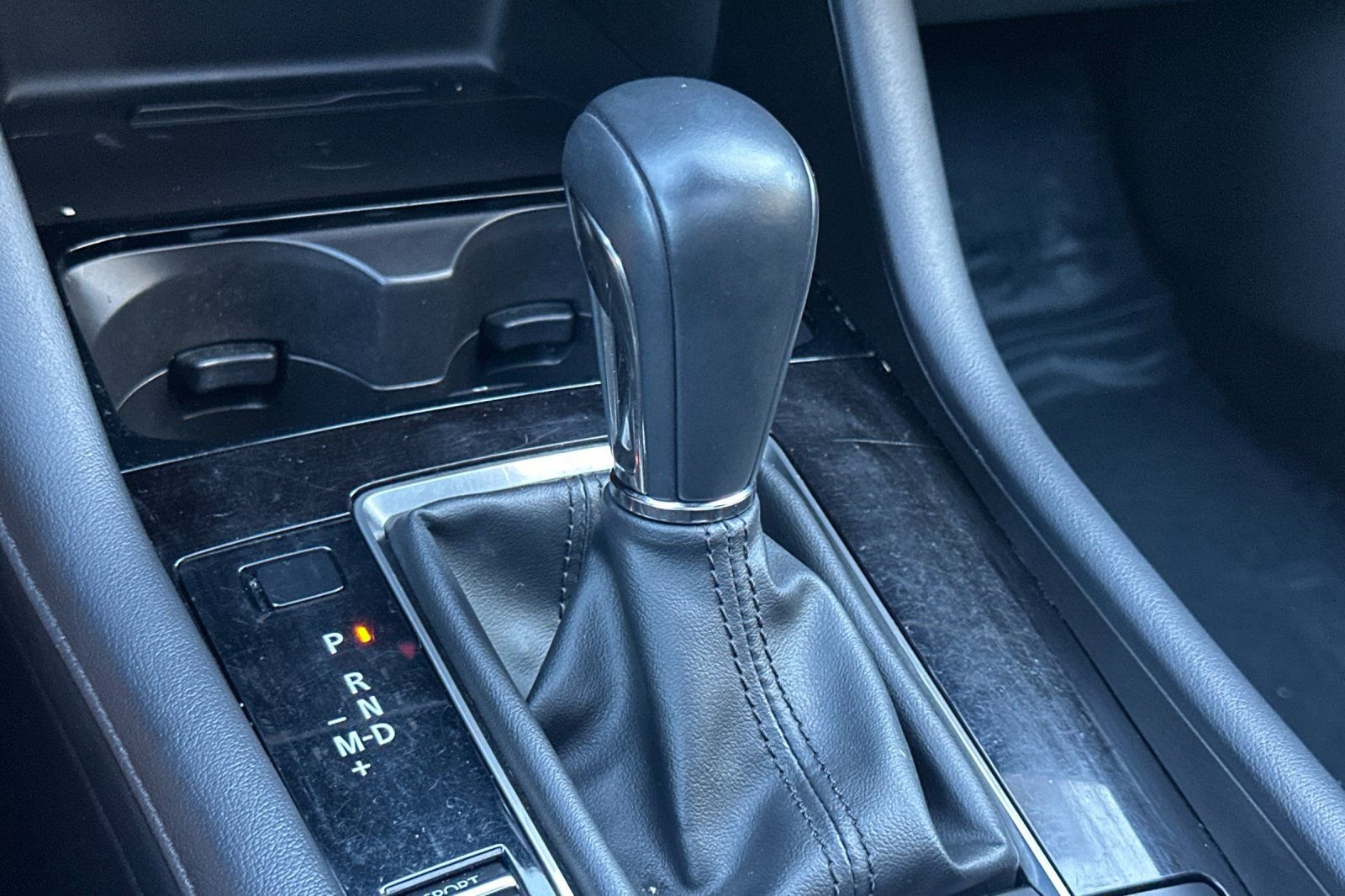 Used 2024 MAZDA MAZDA3 Hatchback w/Premium Plus Pkg image 20