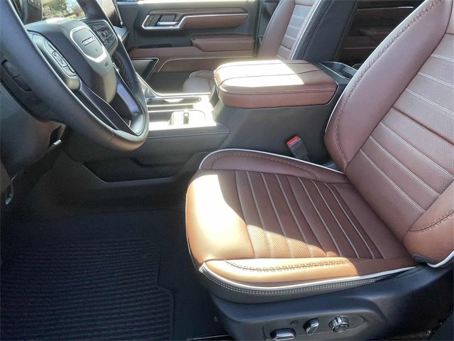 New 2026 GMC Sierra 2500 Denali Ultimate image 17