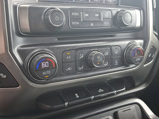 Certified 2018 Chevrolet Silverado 1500 LT w/ LT Convenience Package AWD/4WD image 15