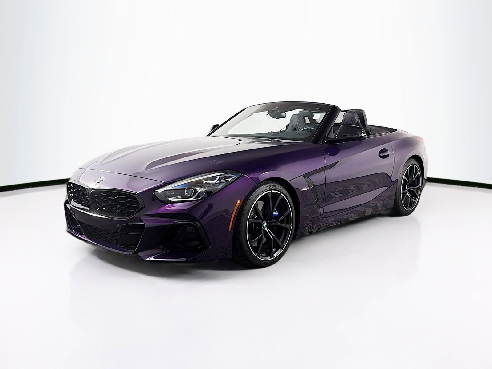 Used 2023 BMW Z4 M40i w/ Premium Package RWD image 5