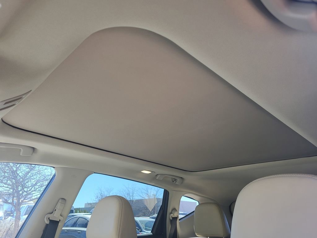 Used 2021 Nissan Murano Platinum image 15