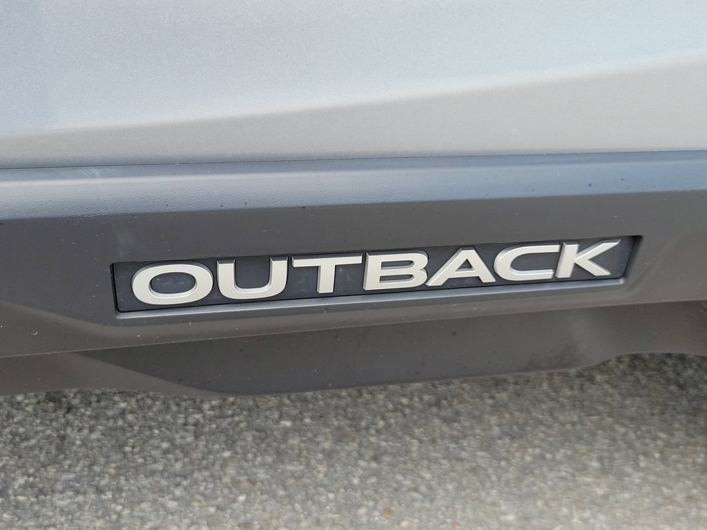 Used 2024 Subaru Outback AWD/4WD image 5