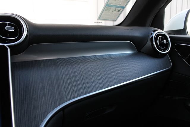 New 2026 Mercedes-Benz GLC 300 4MATIC image 18