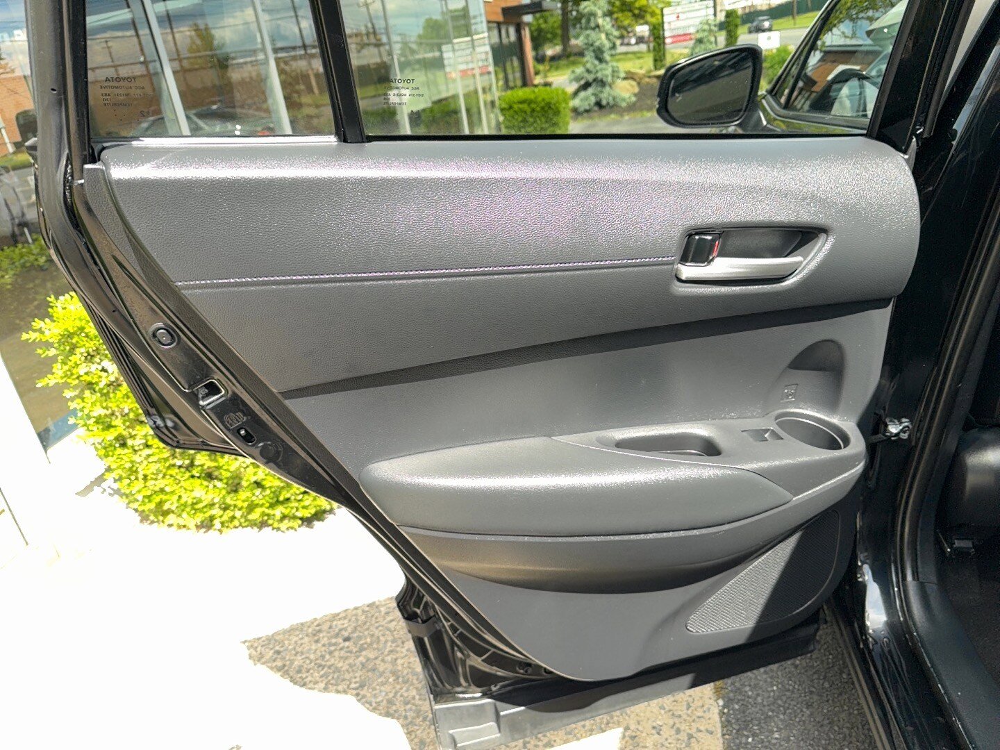 Used 2024 Toyota Corolla Cross AWD Hybrid image 19