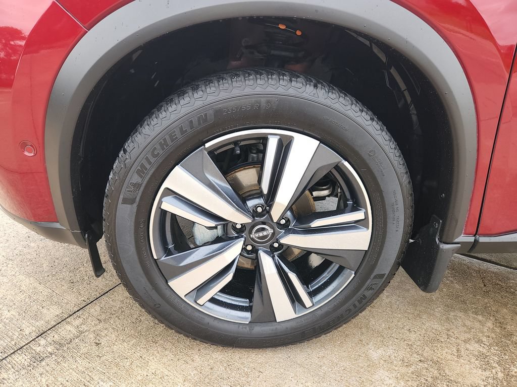 Certified 2023 Nissan Rogue Platinum w/ Platinum Premium Package FWD image 33