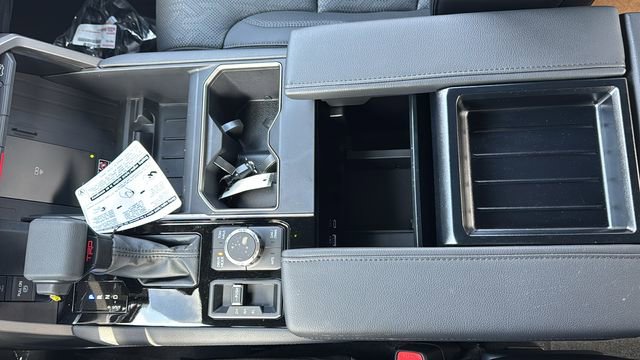 New 2025 Toyota Tundra Limited image 23