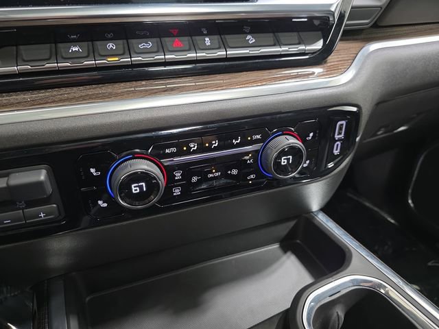 Used 2025 Chevrolet Silverado 1500 LT Trail Boss w/ Convenience Package II AWD/4WD image 24