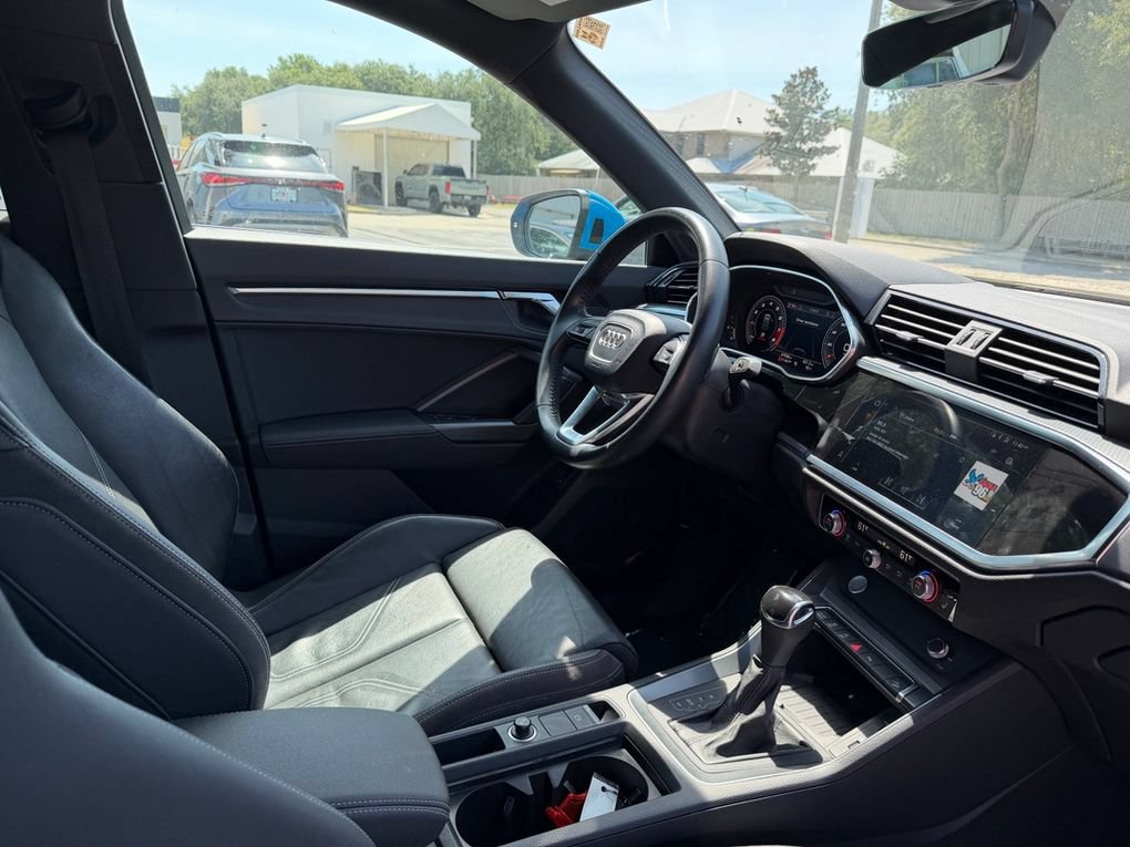 Used 2020 Audi Q3 2.0T Premium Plus AWD/4WD image 32