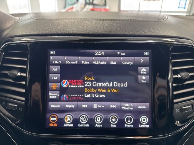 Used 2019 Jeep Grand Cherokee Overland w/ Jeep Active Safety Group image 44