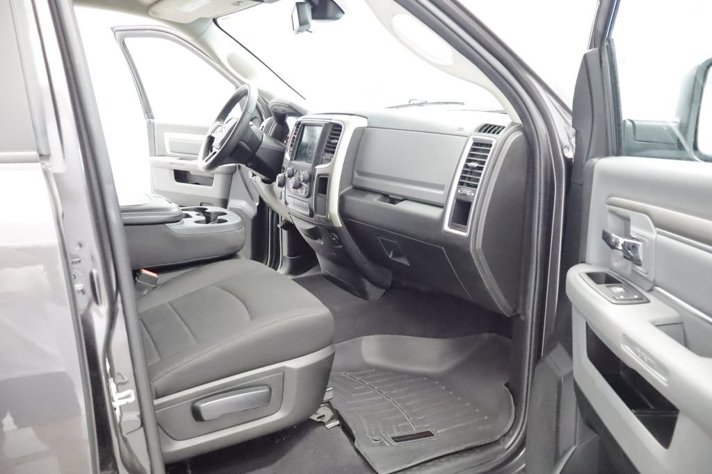 Certified 2019 RAM 1500 Warlock w/ Electronics Group AWD/4WD image 34
