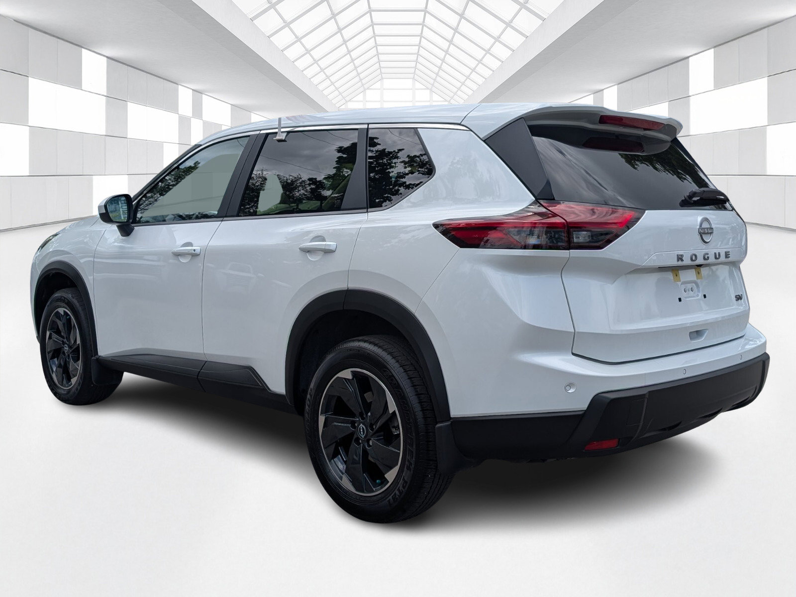 Certified 2024 Nissan Rogue SV image 5