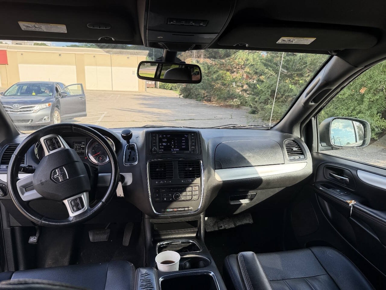 Used 2018 Dodge Grand Caravan GT FWD image 13